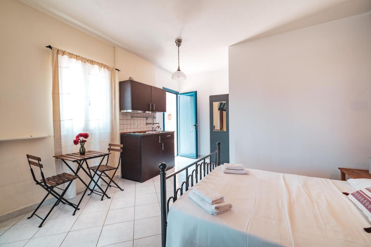 Philyra Appartments Agia Pelagia  Экстерьер фото